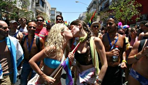 http://wpc2.narod.ru/02/gay_lesbian_tel_aviv_june_8_2012.jpg